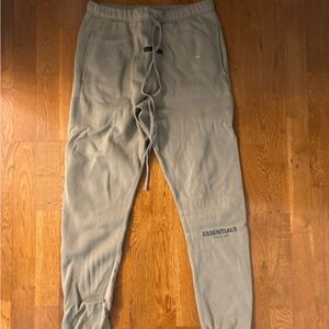 Essentials Fear of God Green Sweatpants